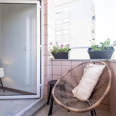 3br Wonder By Lovelystay Lägenhet
