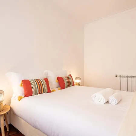 3br Wonder By Lovelystay Lägenhet