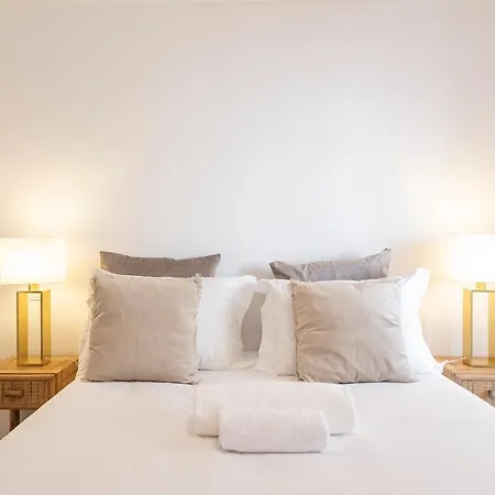 3br Wonder By Lovelystay Lägenhet