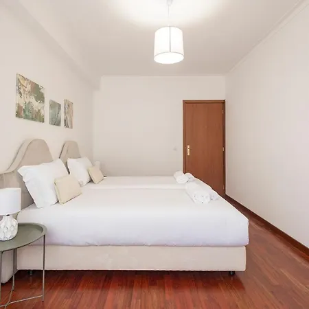 3br Wonder By Lovelystay Lägenhet Braga